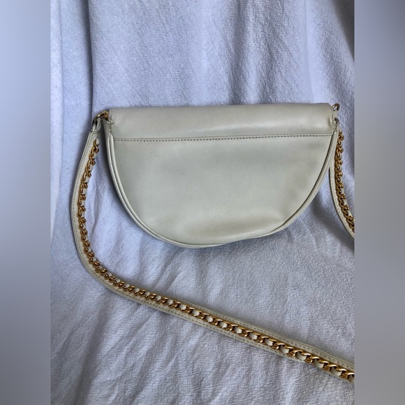 Vintage Pantera White Leather Semi Circle Purse with Leather & Gold Chain Strap - Picture 6 of 14